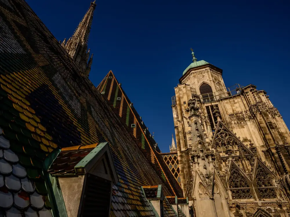 30 Yıl Sonra Açıldı: Stephansdom’un Güney Kulesi Artık İskelelerden Kurtuldu 30 Yıl Sonra Açıldı: Stephansdom’un Güney Kulesi Artık İskelelerden Kurtuldu