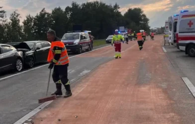 A2 Otoyolunda Zincirleme Kaza: 33 Araç Çarpıştı, 29 Yaralı