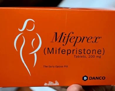 ABD’de Ucuz Mifepriston İçin Jenerik Onayı: Sağ Kürtaj Karşıtları Öfkeli