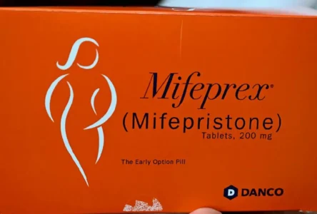 ABD’de Ucuz Mifepriston İçin Jenerik Onayı: Sağ Kürtaj Karşıtları Öfkeli