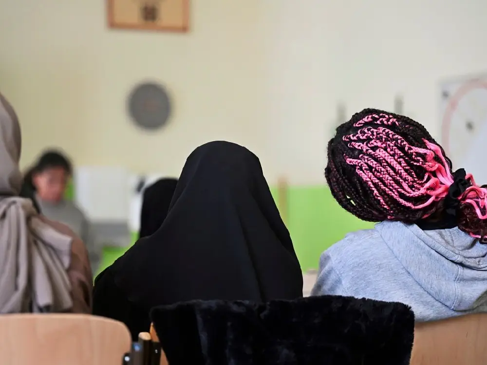 Anayasa Mahkemesi gölgesinde yeni başörtüsü yasağı: Hükümet kanıta dayalı veri sözü veriyor