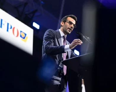 Aşağı Avusturya’da Mülteciler İçin Aylık Bildirim Zorunluluğu Gündemde