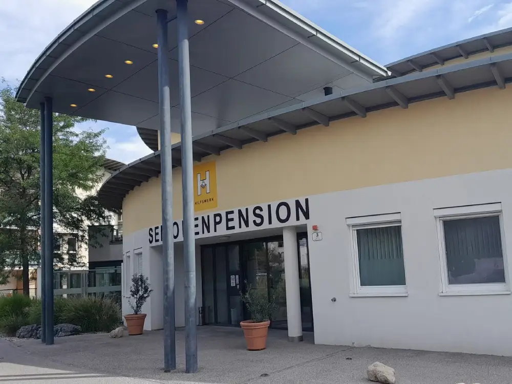 Avusturya’da Bakım Sektörü: Macarsız Olmaz