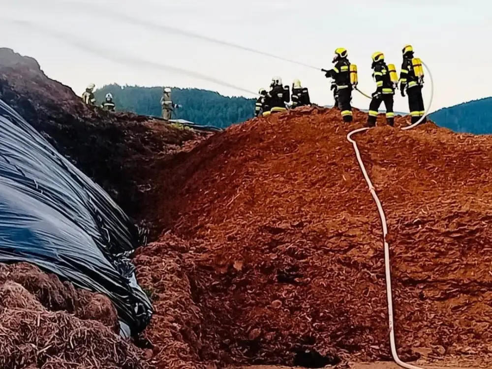 Avusturya’da Biyogaz Tesisinde Yangın: 150 İtfaiyeci Müdahale Etti Avusturya’da Biyogaz Tesisinde Yangın: 150 İtfaiyeci Müdahale Etti