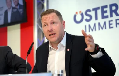Avusturya’da Blog Skandalı Devlet Krizine Dönüştü: FPÖ’den Sert Eleştiriler Avusturya’da Blog Skandalı Devlet Krizine Dönüştü: FPÖ’den Sert Eleştiriler