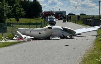 Avusturya'da Planör Yerleşim Alanına Düştü Pilot Hayatını Kaybetti