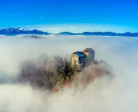 Avusturya’da Satılık Orta Çağ Şatosu: Fiyatı Dudak Uçuklatıyor