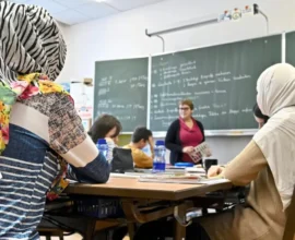 Başörtüsü Yasağı Kız Çocukları İçin Yürürlüğe Girdi: Tepkiler Büyüyor