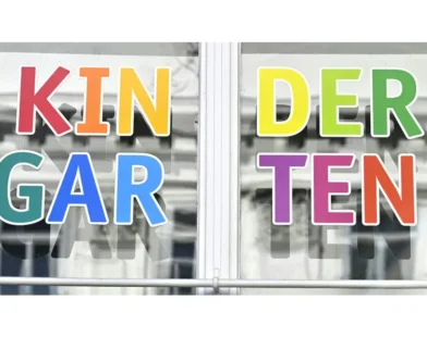 Çocuk Bakımı Belediyelere mi Geçiyor? Yeni Yetki Tartışması Büyüyor