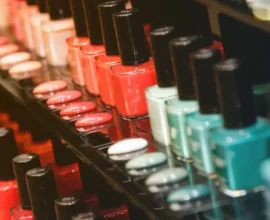 Çocuk Kozmetiğinde Büyük Tehlike: Uzmanlardan Sağlık Uyarısı