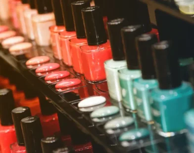 Çocuk Kozmetiğinde Büyük Tehlike: Uzmanlardan Sağlık Uyarısı