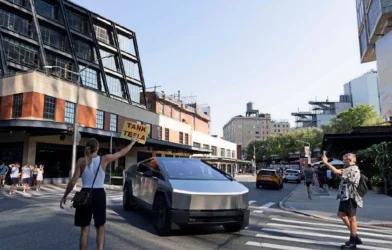 Cybertruck Faciası Sonrası Tesla’dan Yeni Plan Cybertruck Faciası Sonrası Tesla’dan Yeni Plan