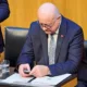 Devlet memurlarının parti hesaplarında çalışması yasallaştı: FPÖ Anayasa Mahkemesi’ne başvurdu Devlet memurlarının parti hesaplarında çalışması yasallaştı: FPÖ Anayasa Mahkemesi’ne başvurdu