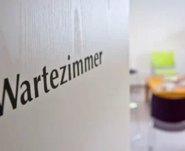 Doktor Asistanları Geçim Sıkıntısında: Maaş Artışı Yine Gecikti