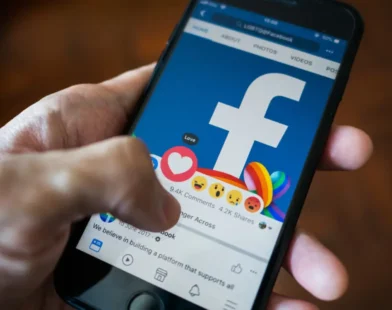 Facebook Paylaşımları Artık Suç Riski Değerlendirmesinde Kullanılacak