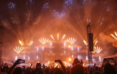 Festivalde Şok Ölüm: 22 Yaşındaki Genç Güvenlik Müdahalesi Sonrası Yaşamını Yitirdi Festivalde Şok Ölüm: 22 Yaşındaki Genç Güvenlik Müdahalesi Sonrası Yaşamını Yitirdi