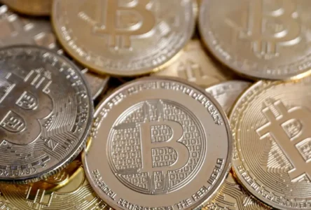 Genç Yatırımcı, Dört Kişiyi Kripto Para Vaatleriyle Dolandırdı