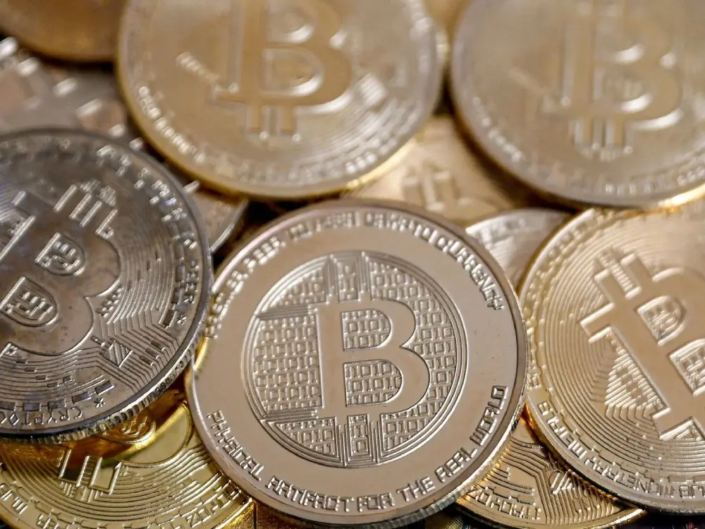 Genç Yatırımcı, Dört Kişiyi Kripto Para Vaatleriyle Dolandırdı