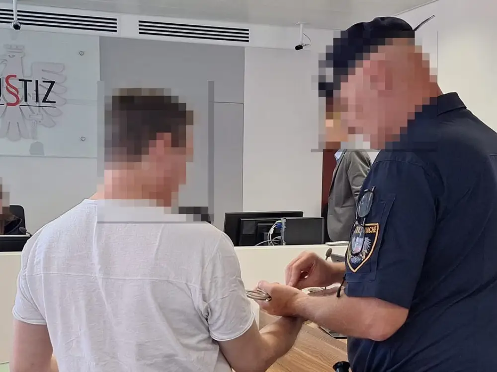 Genelevde Şiddet: 49 Yaşındaki Adamın Suç Dosyası Kabarık Çıktı