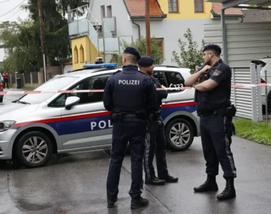 Graz’da Dehşet: Yeni Doğan Bebek Carport Çatısında Ölü Bulundu