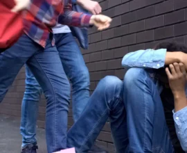 İnnsbruck’ta Dehşet: 15 Yaşındaki Genç Sokakta Saldırıya Uğradı!