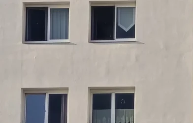 İnnsbruck’ta Korku Anları: 8 Yaşındaki Çocuk Açık Pencereden Düştü