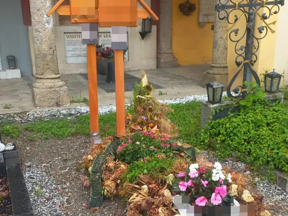 İnnsbruck’ta Mezarlık Skandalı: Kadın Açık Tabutta Gömüldü İnnsbruck’ta Mezarlık Skandalı: Kadın Açık Tabutta Gömüldü