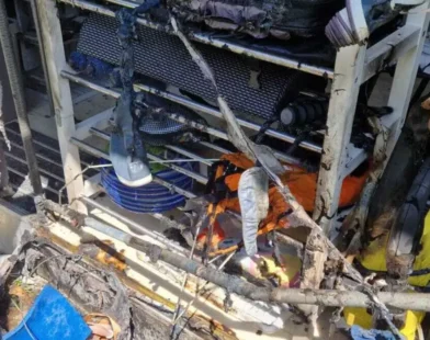 Kamp Yerinde Korku Dolu Anlar: LED Lamba Patladı