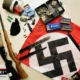 Klagenfurt’ta Nazi Sembolleri, Uyuşturucu ve Silahlar Yakalandı Klagenfurt’ta Nazi Sembolleri, Uyuşturucu ve Silahlar Yakalandı