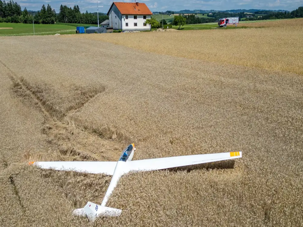 Kleinzell’de Olağanüstü İniş: Uçuş Faciası Hasarsız Atlatıldı