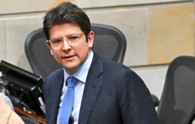 Kolombiya’da Seçim Mitinginde Kan Aktı: Başkan Adayı Yoğun Bakımda