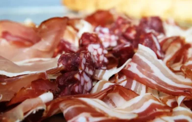 Mahkeme Kararı: Vorarlberg Gölündeki Jausenstation Yasaya Aykırı