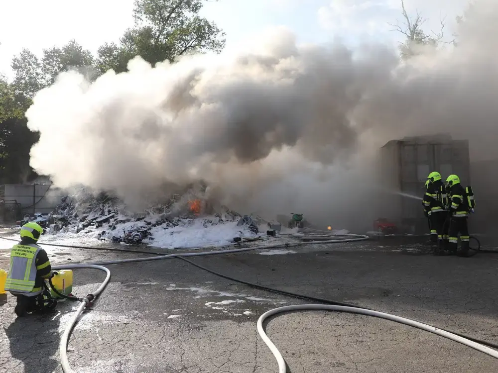 MotoGP’ye rağmen yangın mesaisi: Knittelfeld’de sanayi tesisinde iki yangın