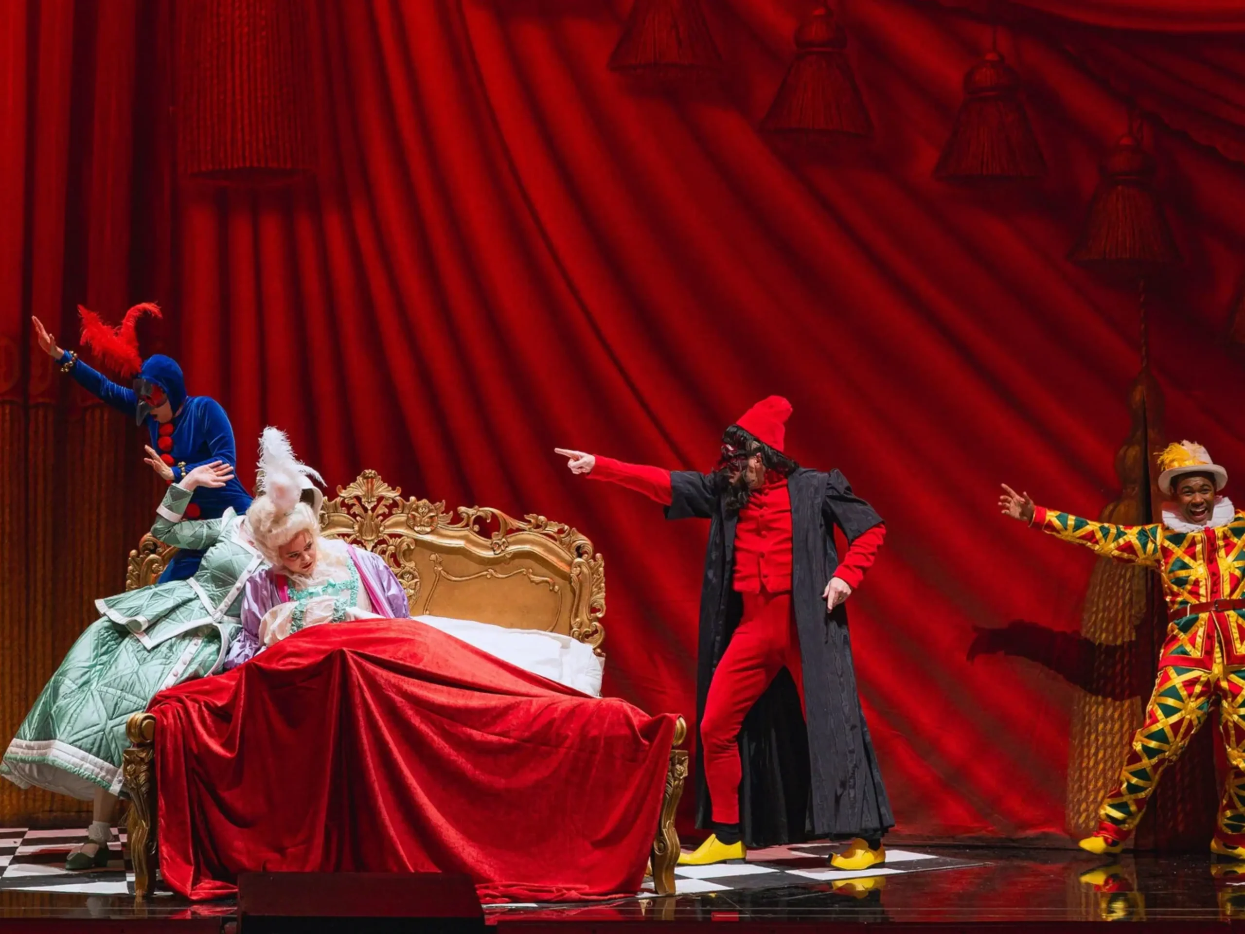 Mozarts Figaro Operasıyla Feminizm ve Barış Mesajı: Lotte de Beer’in Devrimci Yorumu