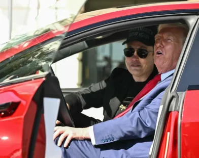 Musk-Trump Kavgası Tesla’ya 34 Milyar Dolara Mal Oldu