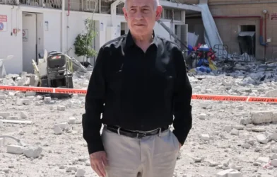 Netanyahu: İran'da Rejim Değişikliği Savaşın Hedefi Değil Netanyahu: İran'da Rejim Değişikliği Savaşın Hedefi Değil