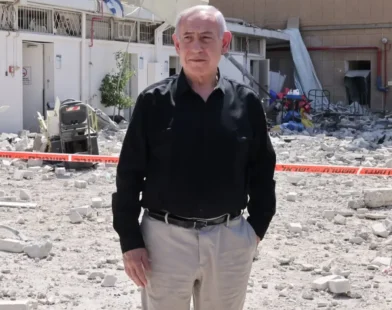 Netanyahu: İran'da Rejim Değişikliği Savaşın Hedefi Değil