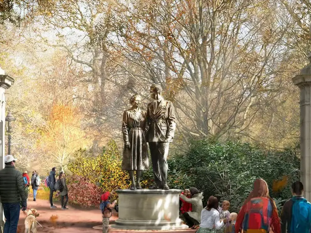 Norman Foster'dan Kraliçe Elizabeth ve Prens Philip'e Romantik Anıt