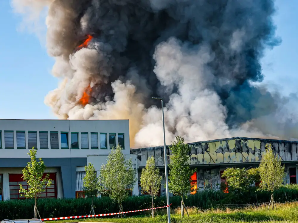 Salzburg'da Büyük Yangın: Nedeni Hâlâ Belirsiz