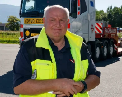 Salzburg’da Lkw ve Bisiklet Kazası Sonrası Güvenlik Önlemleri Tartışılıyor