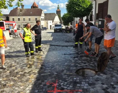 Şehir Merkezinde Gaz Alarmı: Ana Meydan Tahliye Edildi