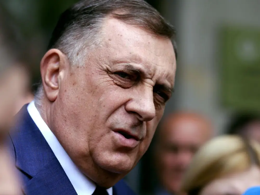 Sırbistan, Bosnalı Sırp Lider Dodik’e Yönelik Hapis Cezasını Reddetti Sırbistan, Bosnalı Sırp Lider Dodik’e Yönelik Hapis Cezasını Reddetti