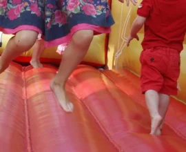 Şişme Oyun Parkı Festivale Kâbus Gibi Çöktü: 4 Yaralı