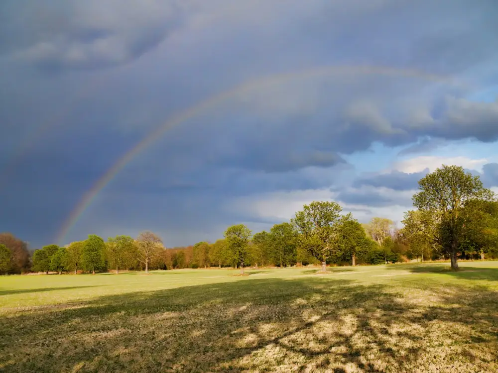 Sonbahara Geçiş: Avusturya’da Güneşli Başlangıç, Batıda Sağanak Yağmurlar