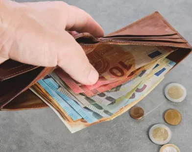 Sosyal Adalet mi, Tasarruf Zorbalığı mı? Avusturya'nın Yeni Bütçesi En Yoksulu En Çok Etkiliyor