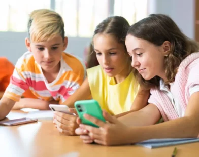 Sosyal Medyada Yaş Sınırı 16 Olmalı mı? Tartışma Büyüyor