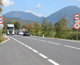 Steiermark’ta 35 Yol Levhası Çalındı: Zarar 10.000 Euroyu Aştı