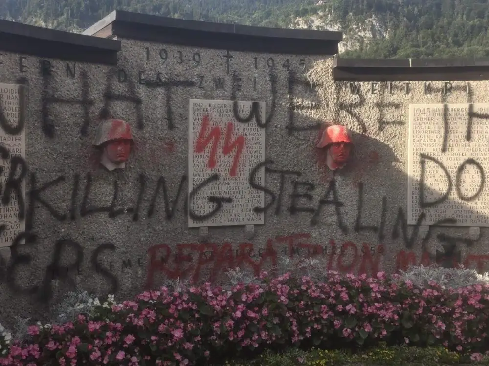 Tarihi Anıta Çirkin Saldırı: St. Gilgen’de Vandalizm Şoku Tarihi Anıta Çirkin Saldırı: St. Gilgen’de Vandalizm Şoku