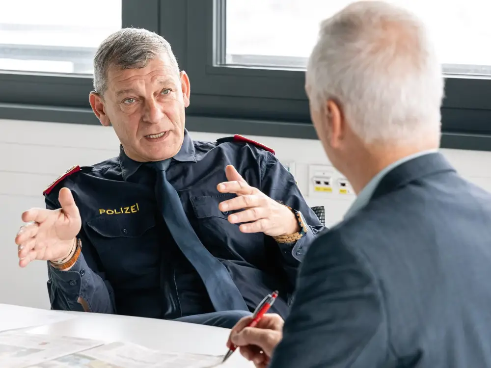 Tirol Emniyet Müdürü Tomac: “Güvenlik, binadaki polis tabelasıyla ölçülmez”