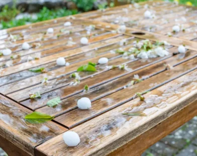 Tirol ve Vorarlberg’i Vuran Dolu Sonrası Dört Bölgede Alarm Seviyesi Yükseltildi